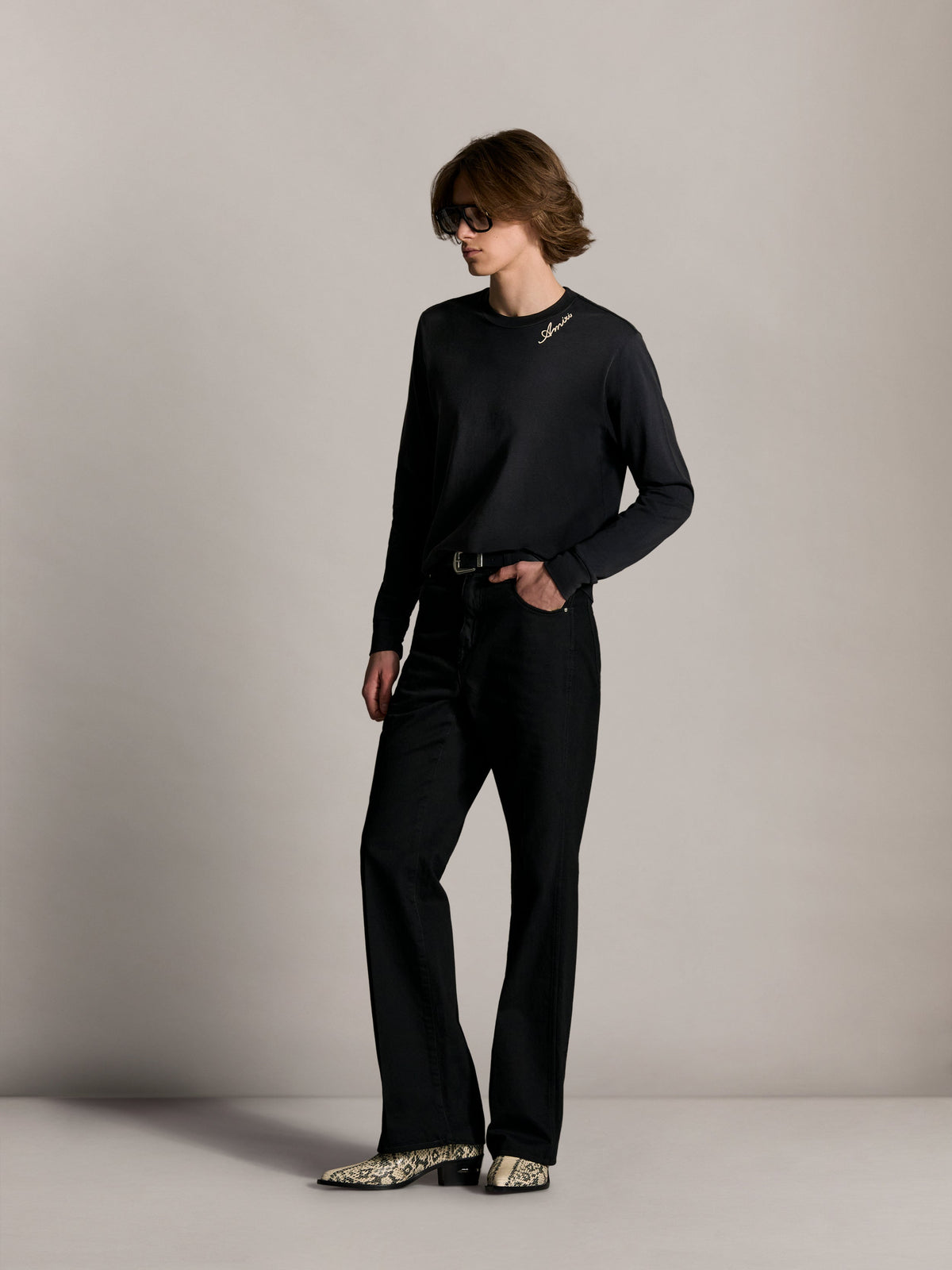 AMIRI SCRIPT OVERSIZED LONG SLEEVE TEE - Black view 3