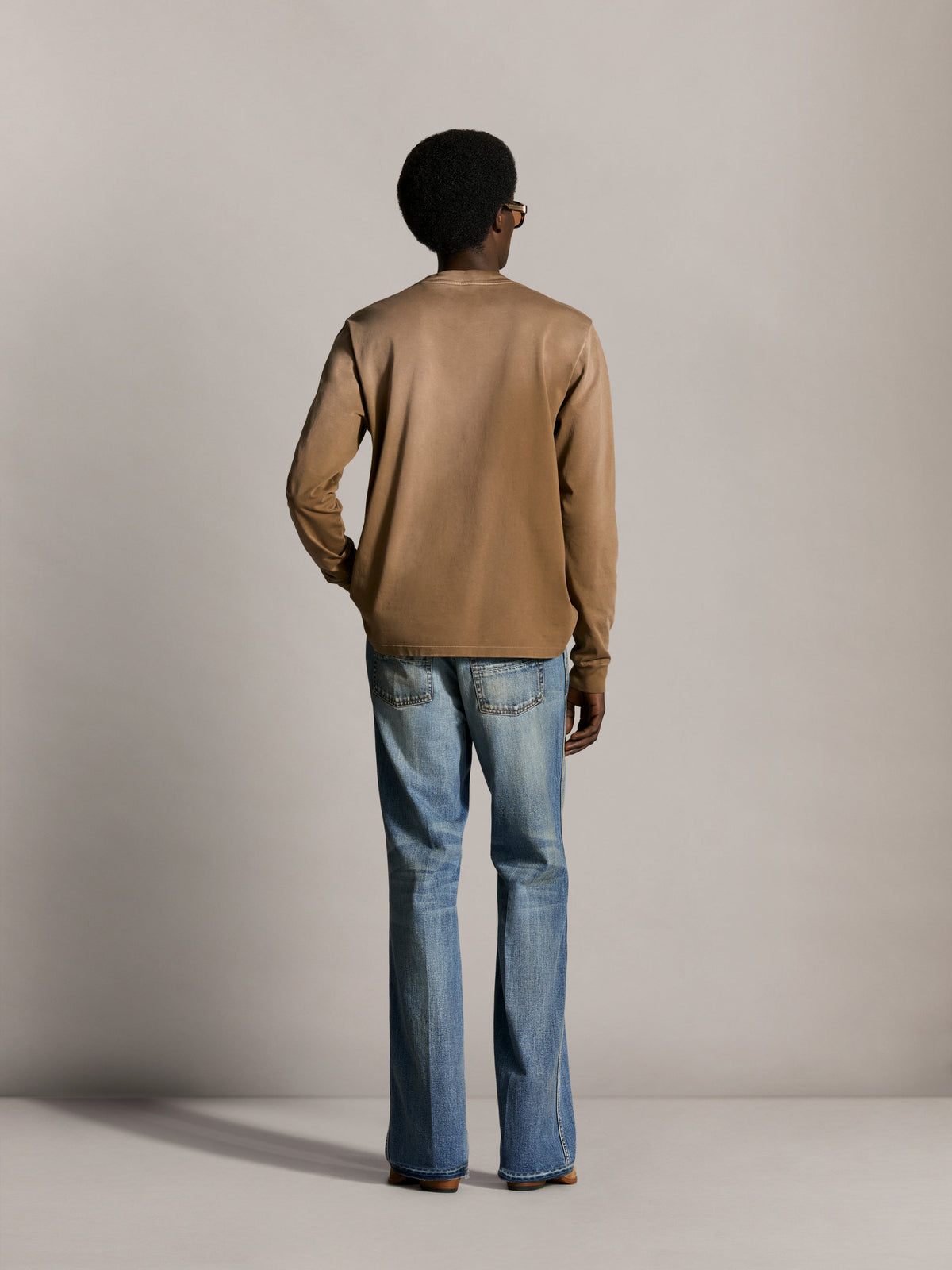 AMIRI SCRIPT OVERSIZED LONG SLEEVE TEE - Coffee view 4