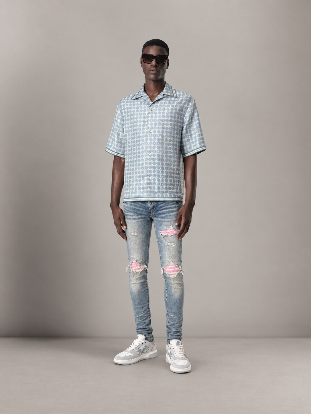 Light wash pink patch MX1 full-body front model